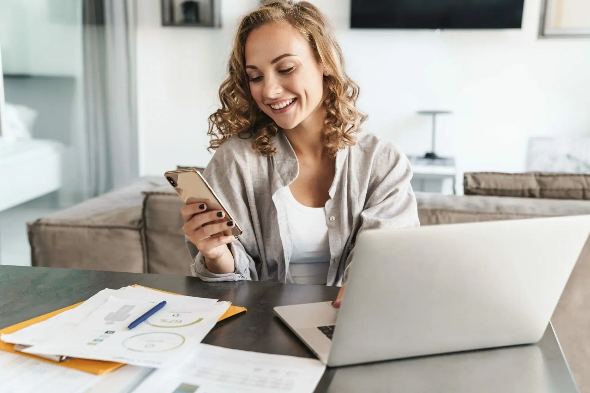 women working at home phone