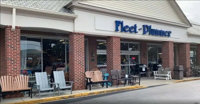 fleet-plummer store front